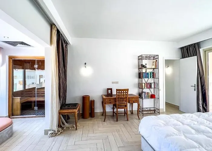 Light & Airy Spacious Soma Bay Marina 3br W Sauna & Hot Tub * Hurghada